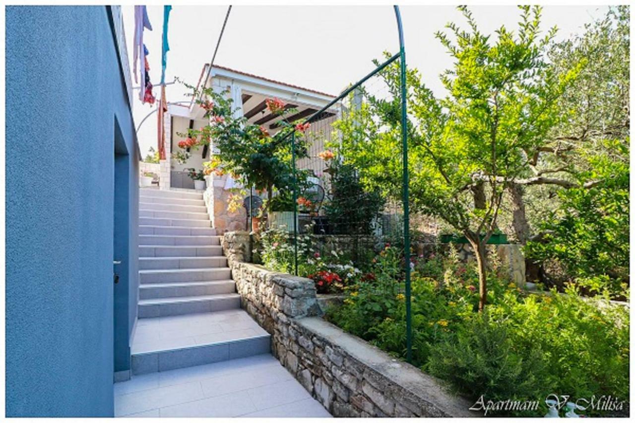 Apartmani Vesna Milisa Primošten Exterior foto