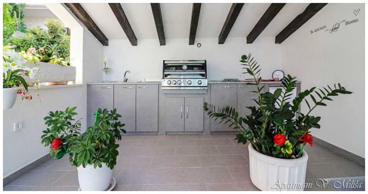 Apartmani Vesna Milisa Primošten Exterior foto